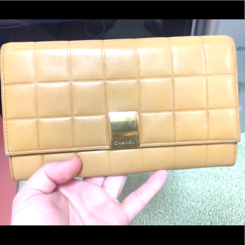 ‼️❌SOLD❌‼️Authentic Chanel Long wallet